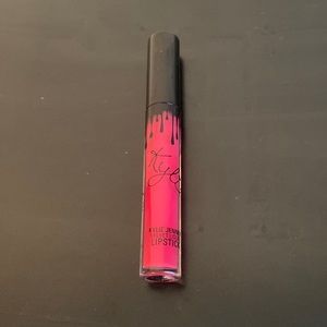 Kylie cosmetics liquid lipstick